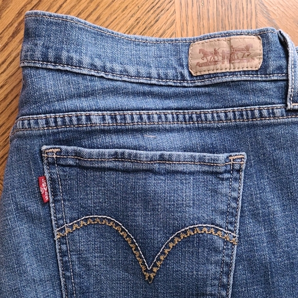 *ALERT!* VINTAGE LEVIS! - Picture 6 of 7